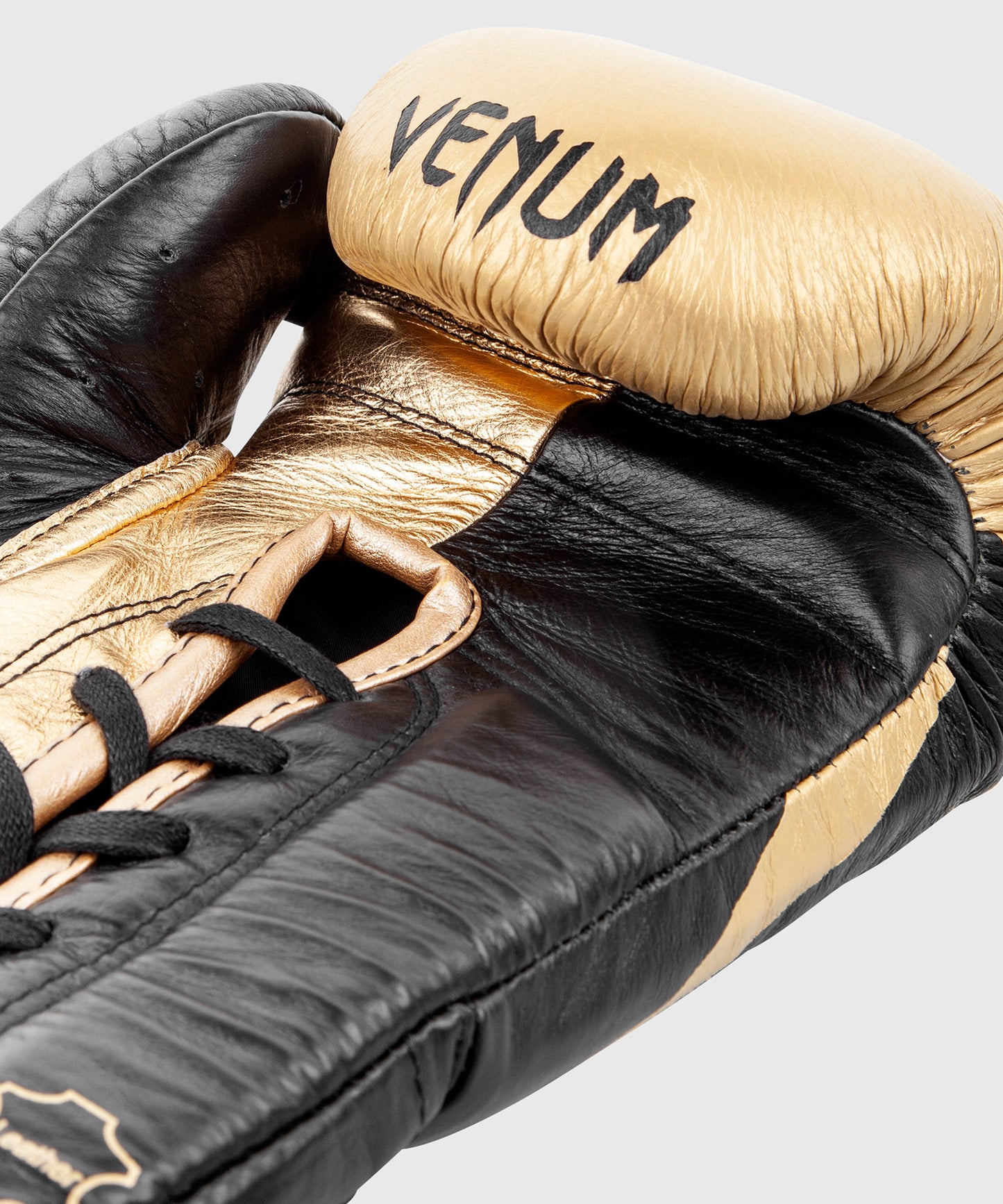 Venum Hammer Pro Boxing Gloves With Laces - Black/Gold
