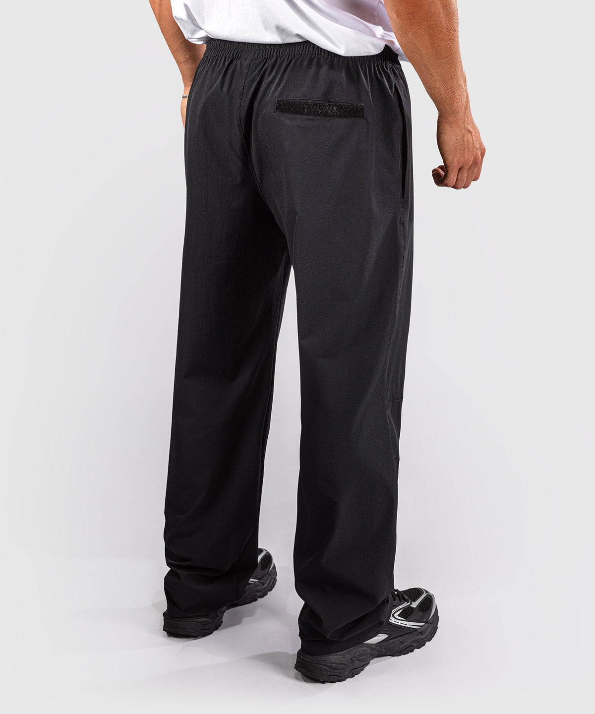 Venum Essential Woven Straight Pantaloni dritti - Nero
