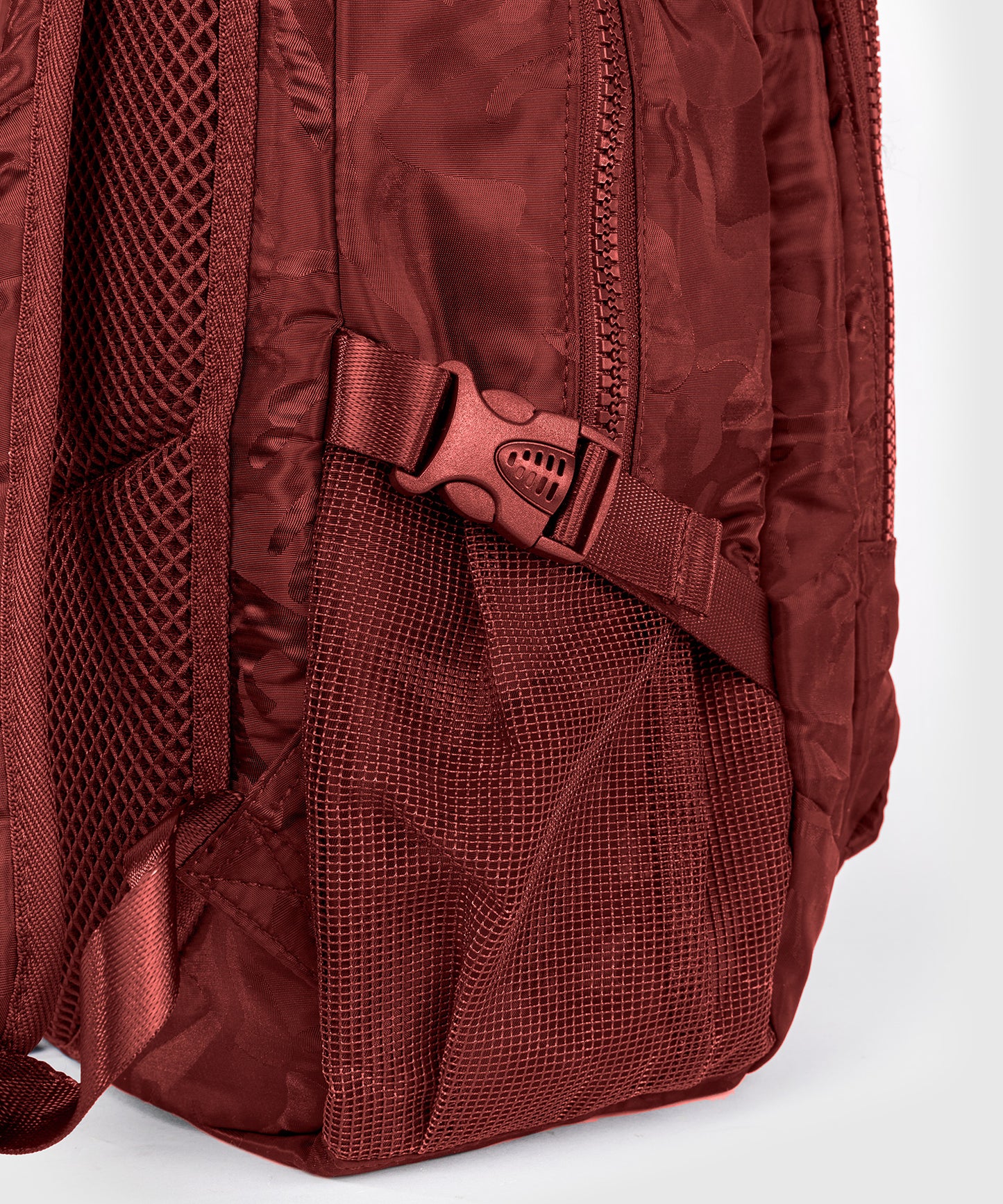Venum Challenger Pro Mochila (20-25L) – Camuflaje/Burdeos
