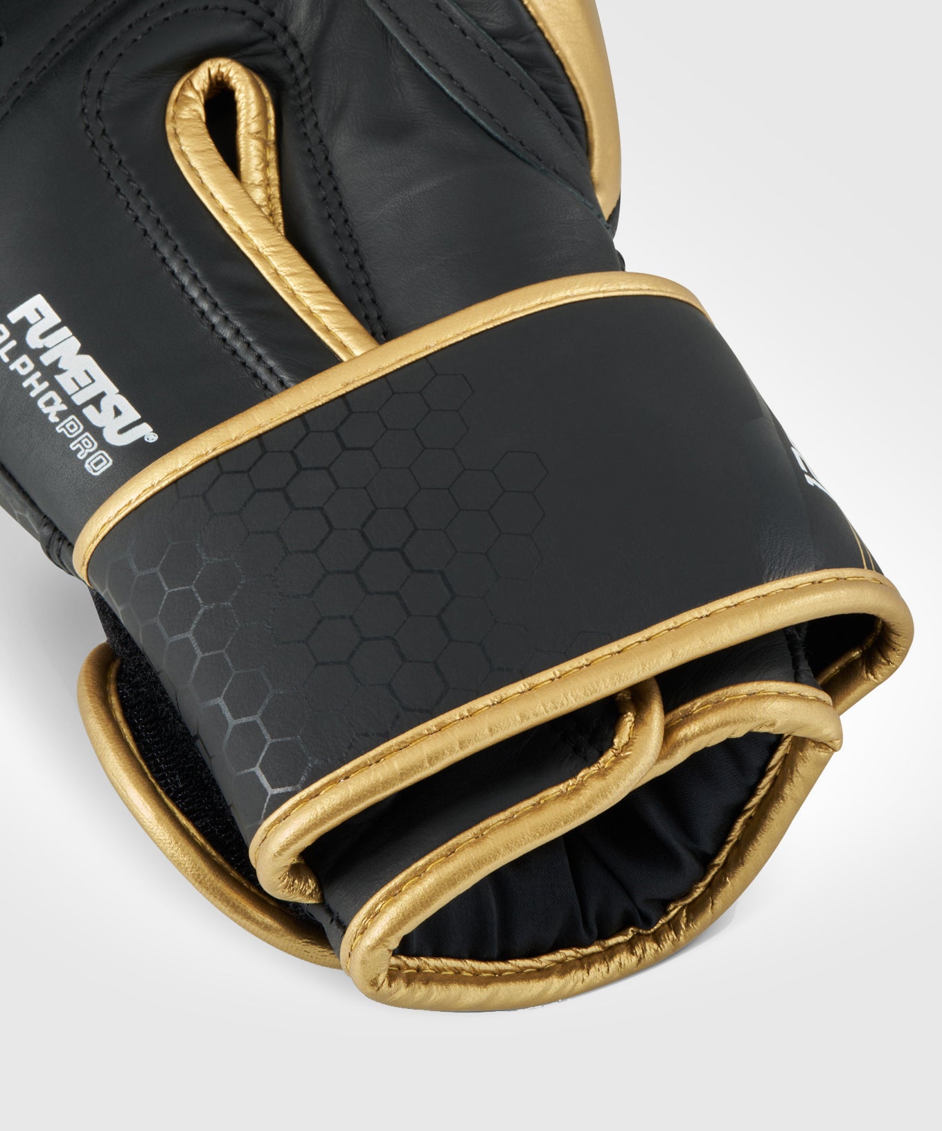 Gants de Boxe Alpha Pro Fumetsu - Noir/Or
