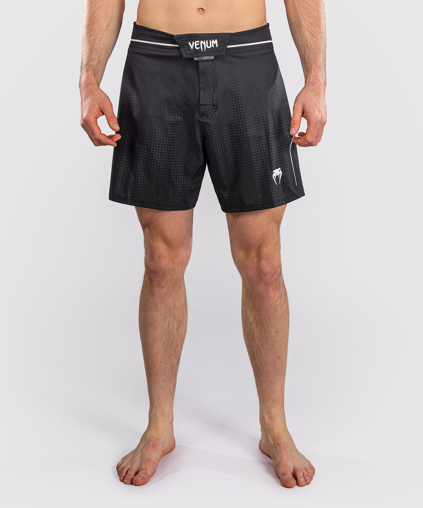 Venum Stealth Pantaloncini da Combattimento – Nero/Bianco