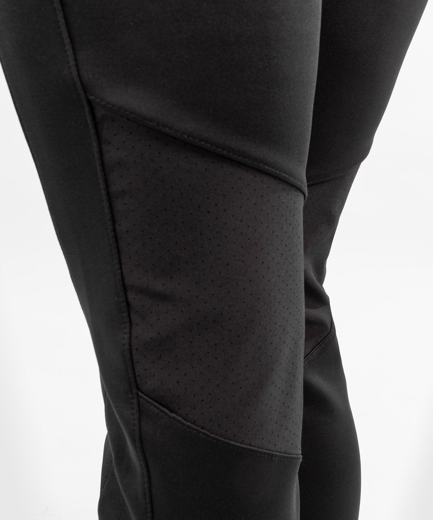 UFC Venum Authentic Fight Night Damen Walkout Pant - Schwarz