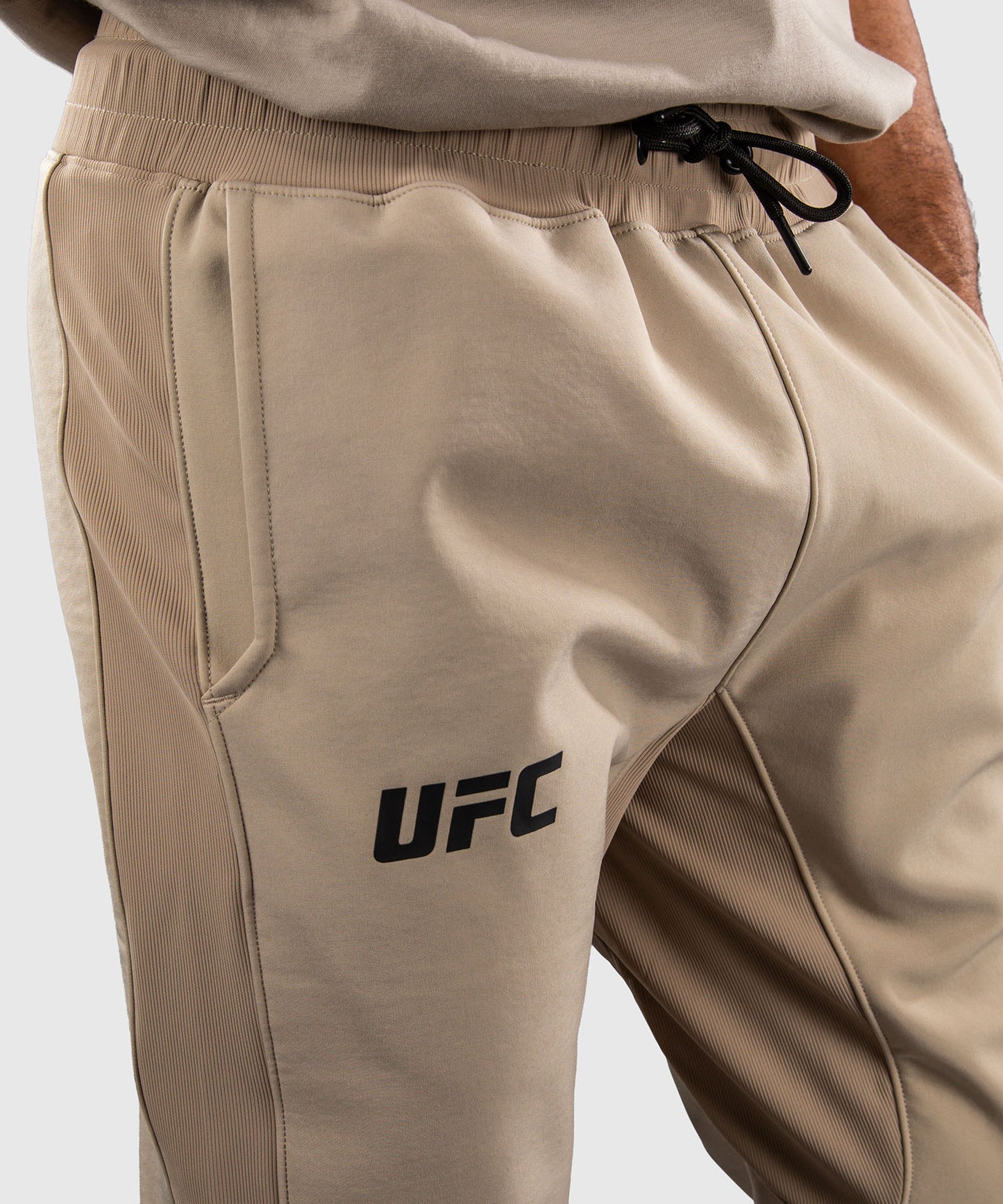 Venum UFC Unity by Venum Authentic Fight Week Herren-Hose - Sand
