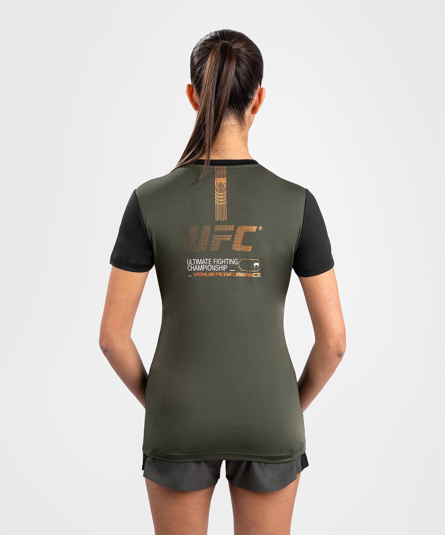 UFC Adrenaline by Venum Fight Week Dry-Tech-T-Shirt für Frauen - Khaki/Bronze