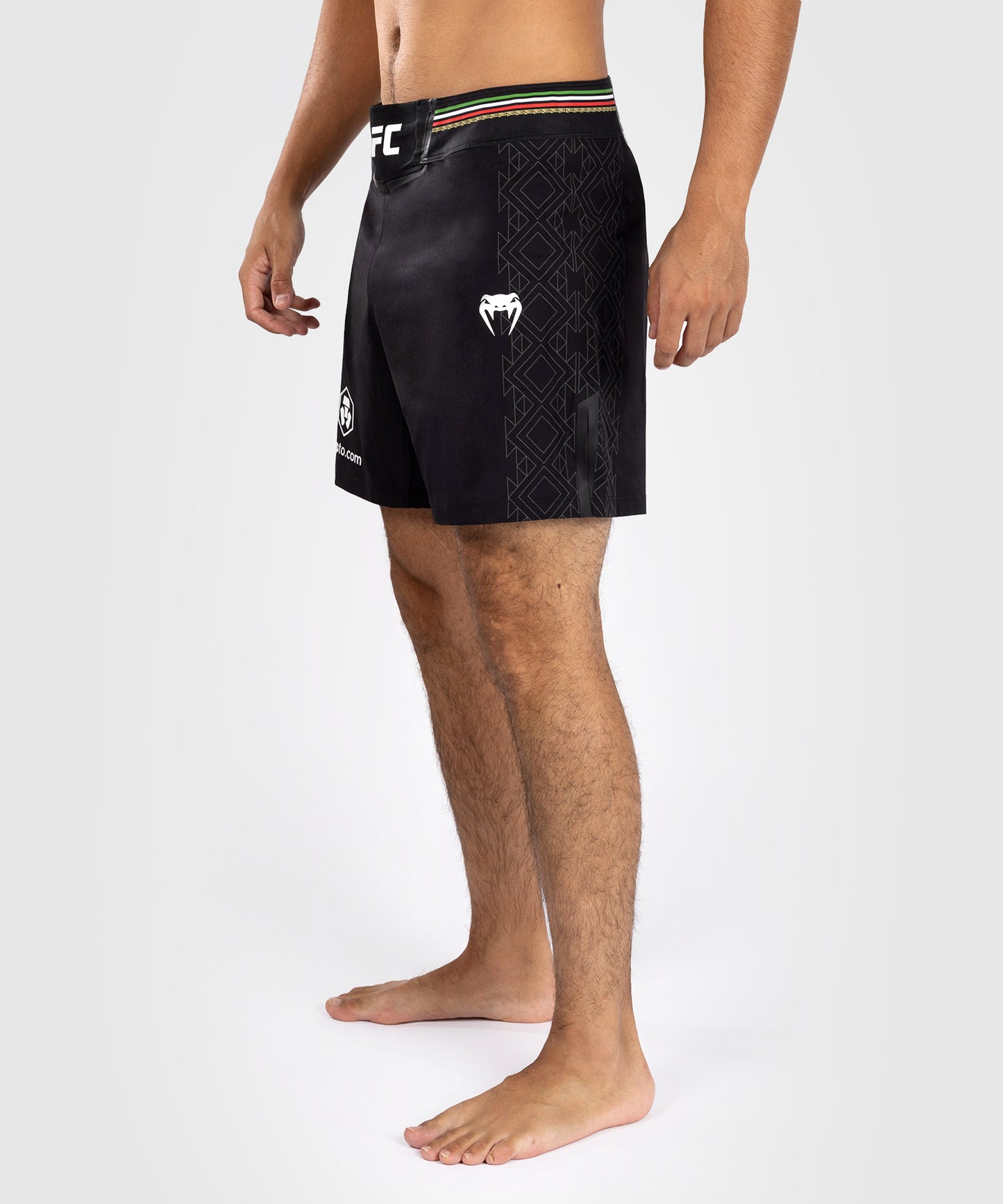 Noche UFC by Venum Authentic Fight Night Men’s Fight Short - Short Fit - Black