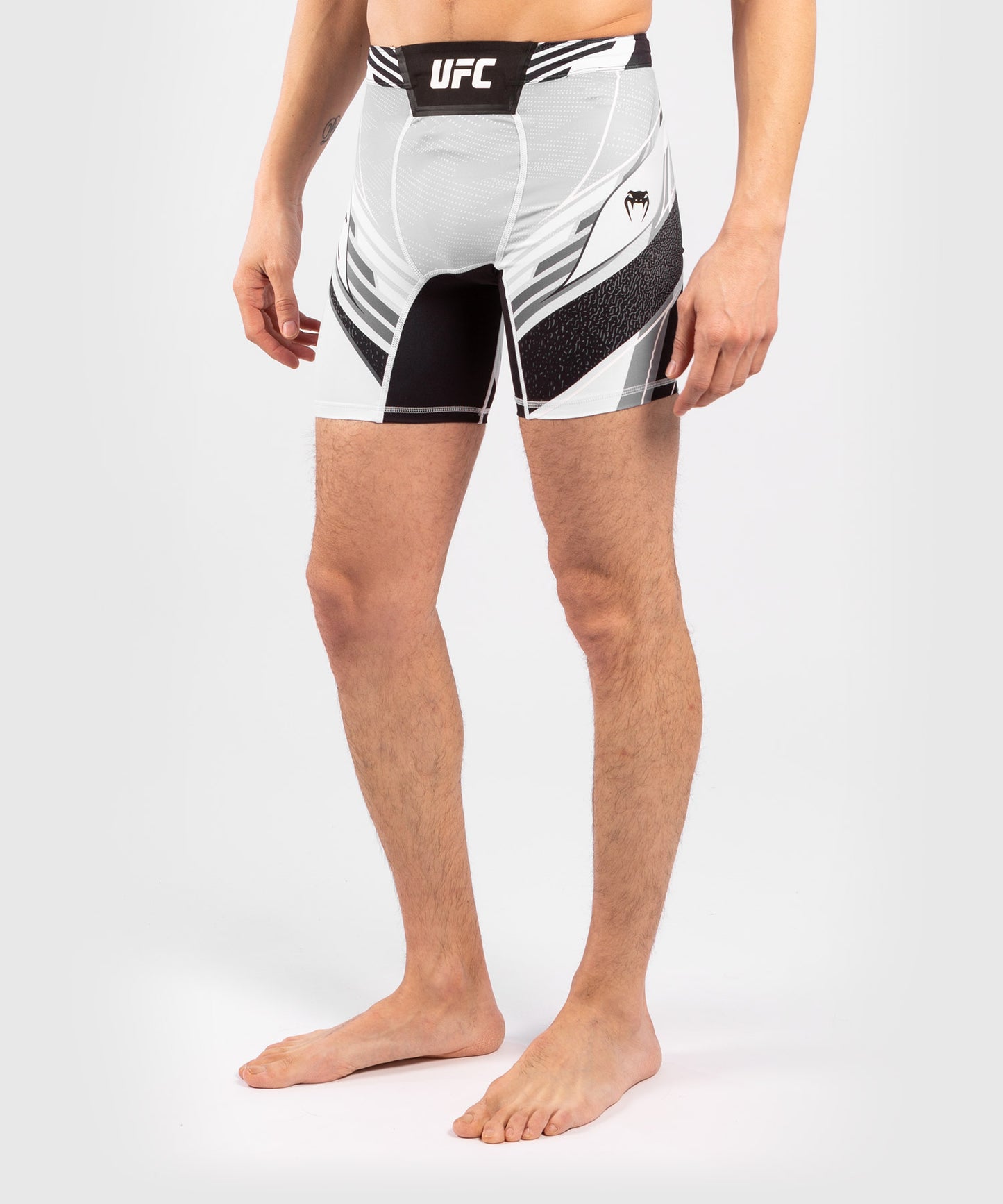 Short de compression pour Hommes UFC Venum Authentic Fight Night - Coupe Courte - Blanc