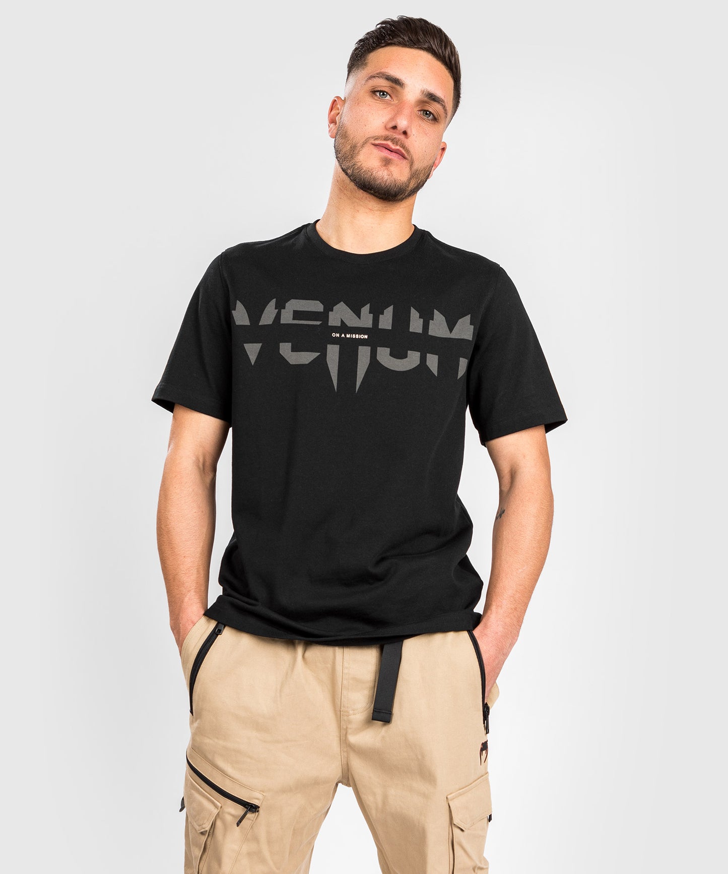Camiseta Venum On a Mission - Regular Fit - Negro