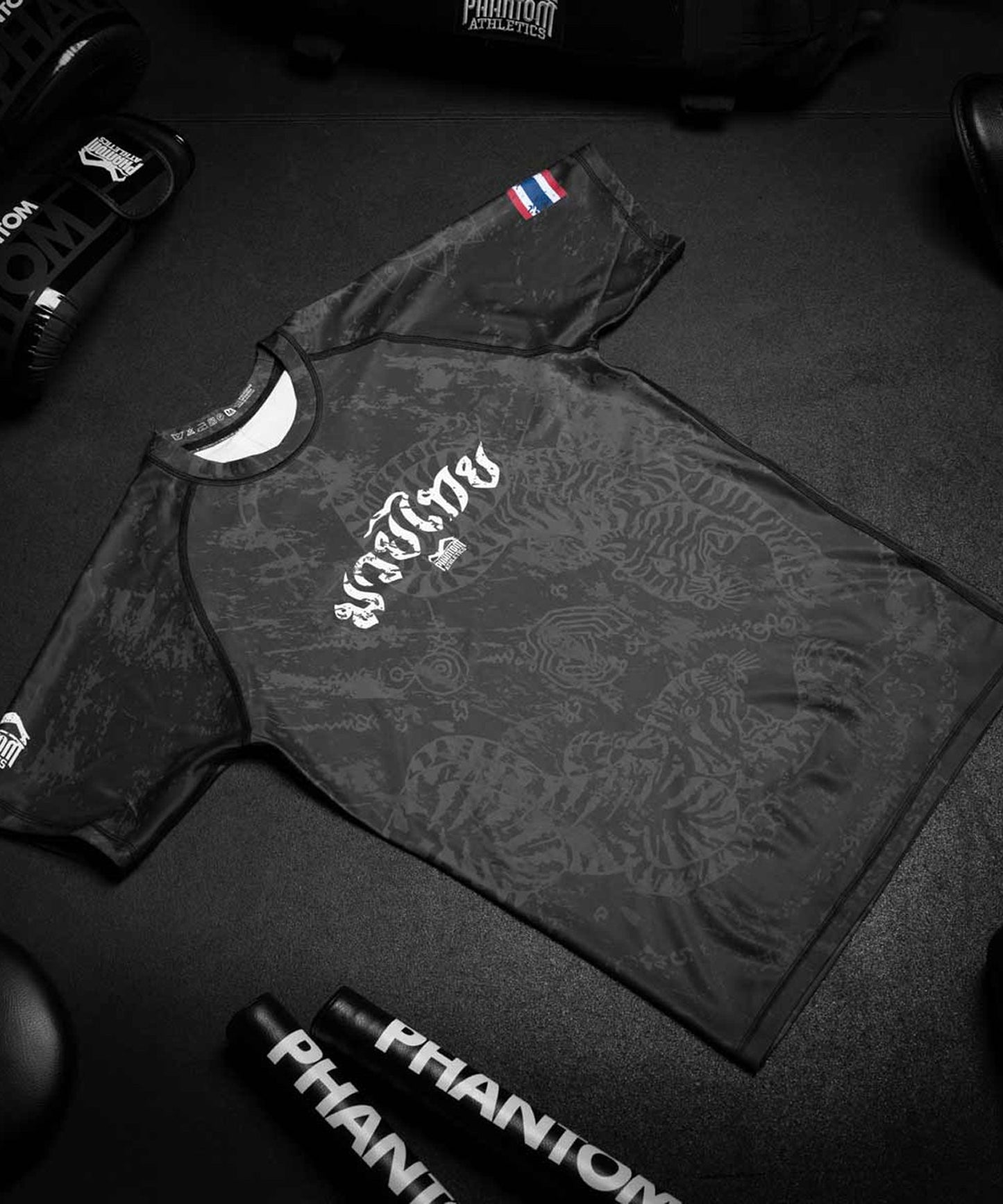 Rashguard Phantom Athletics Muay Thai - Schwarz