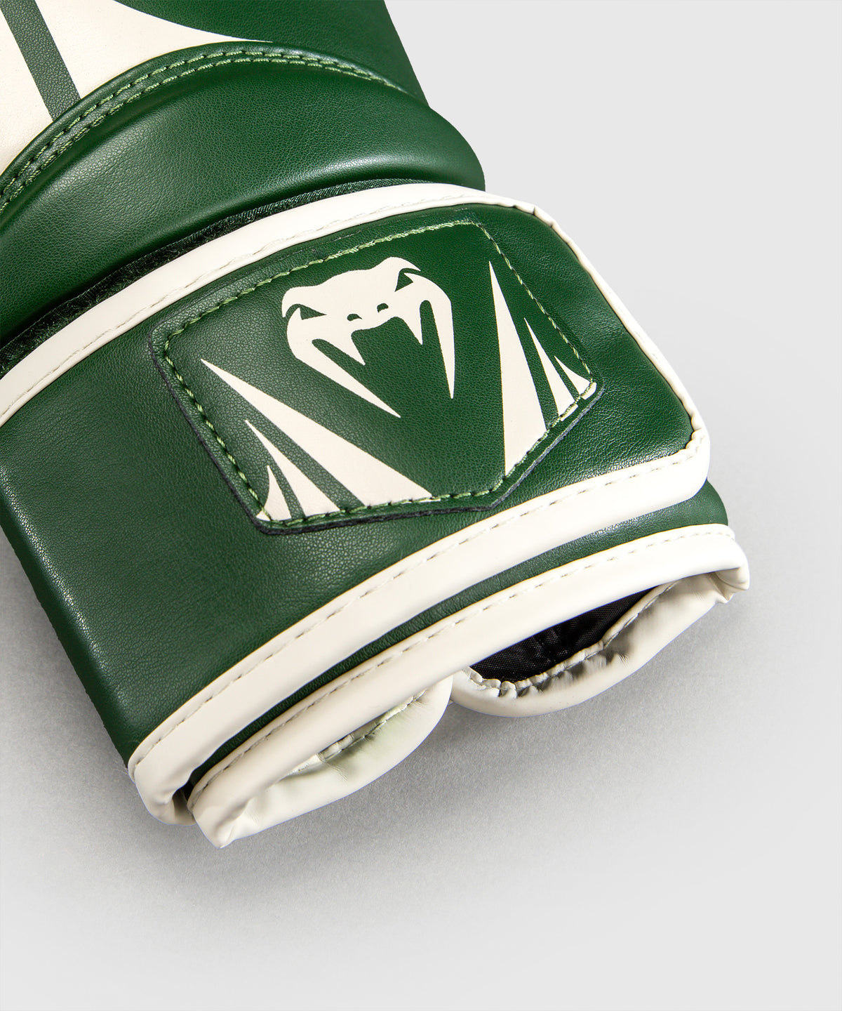 Gants de boxe Venum Challenger 2.5 - Kaki/Blanc cassé