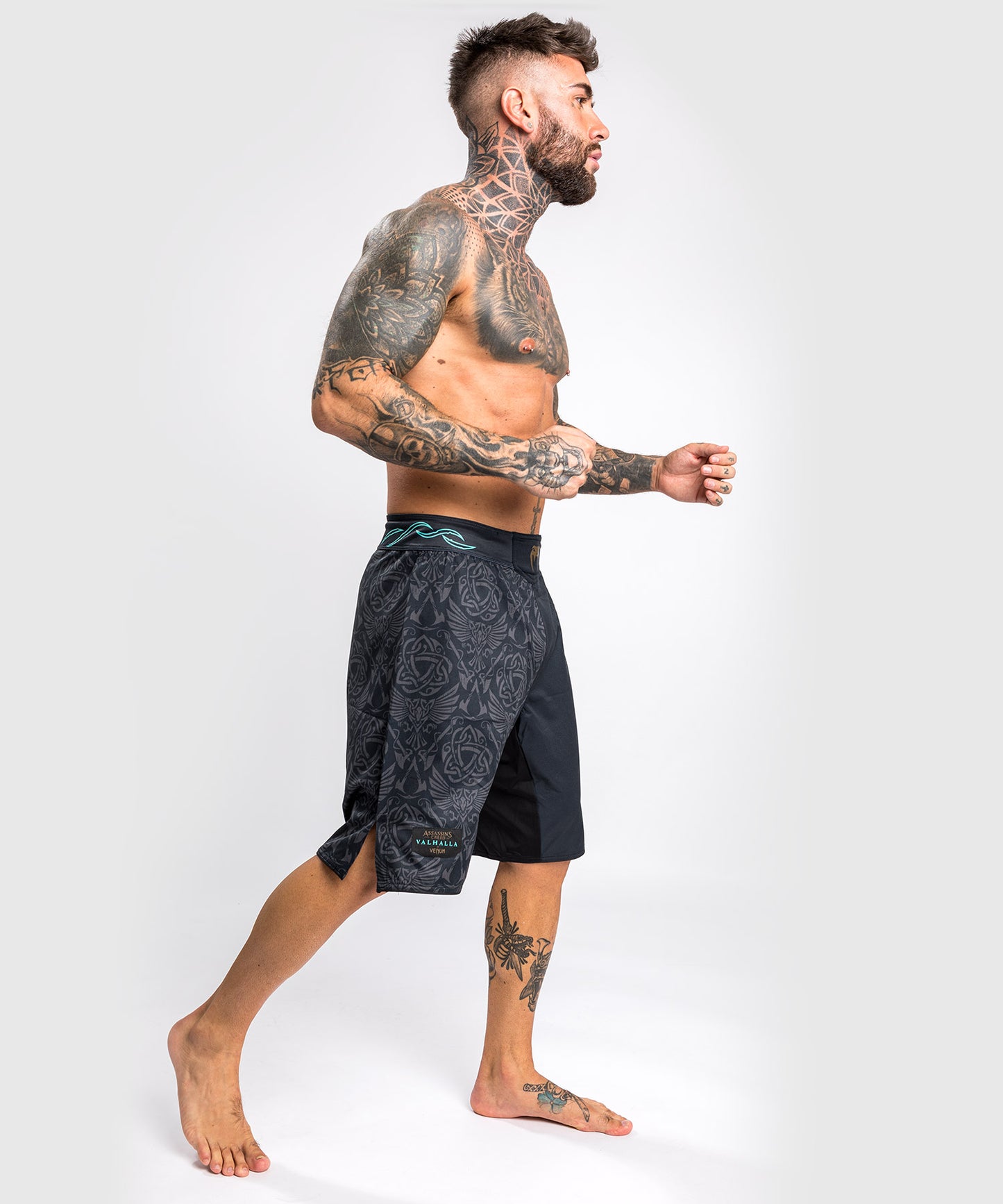 Pantaloncini da combattimento ricaricati di Venum Assassin's Creed - neri