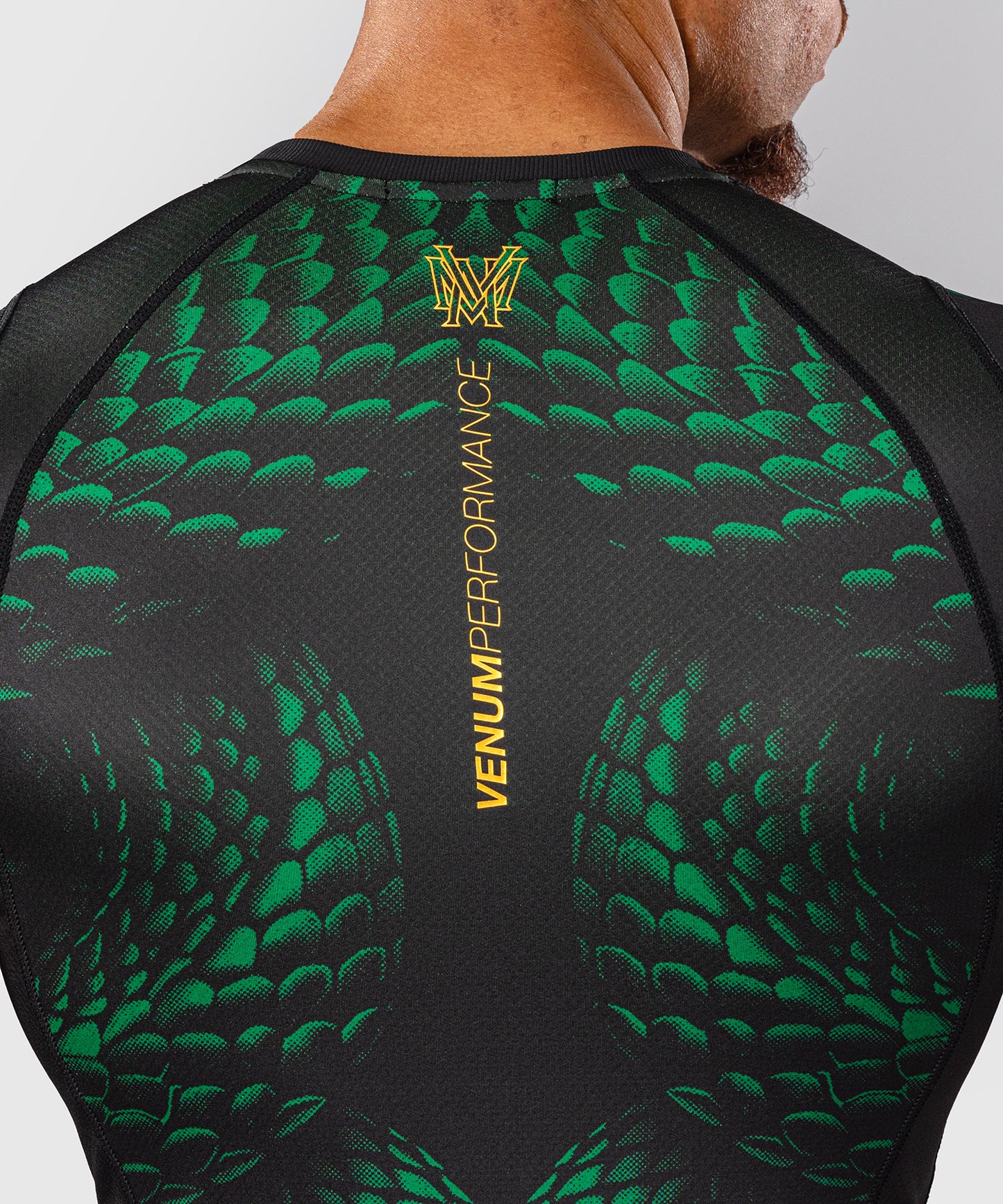 Rashguard à Manches Courtes Venum Matupa - Noir/Vert/Or