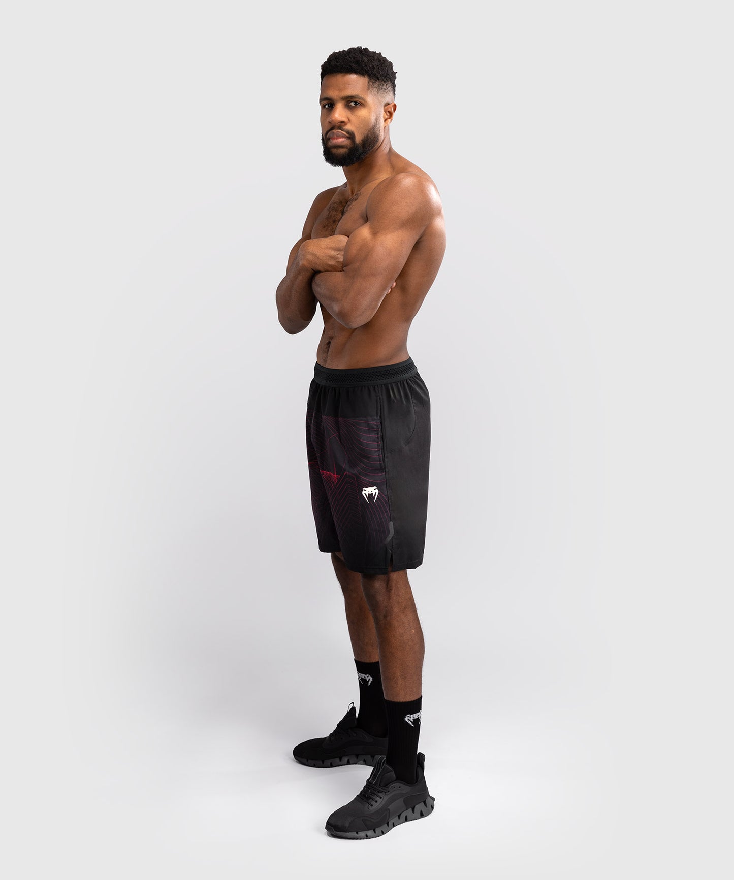 Short d'entraînement Venum G-Fit Air pour Hommes - Noir Profond/Rouge Feu