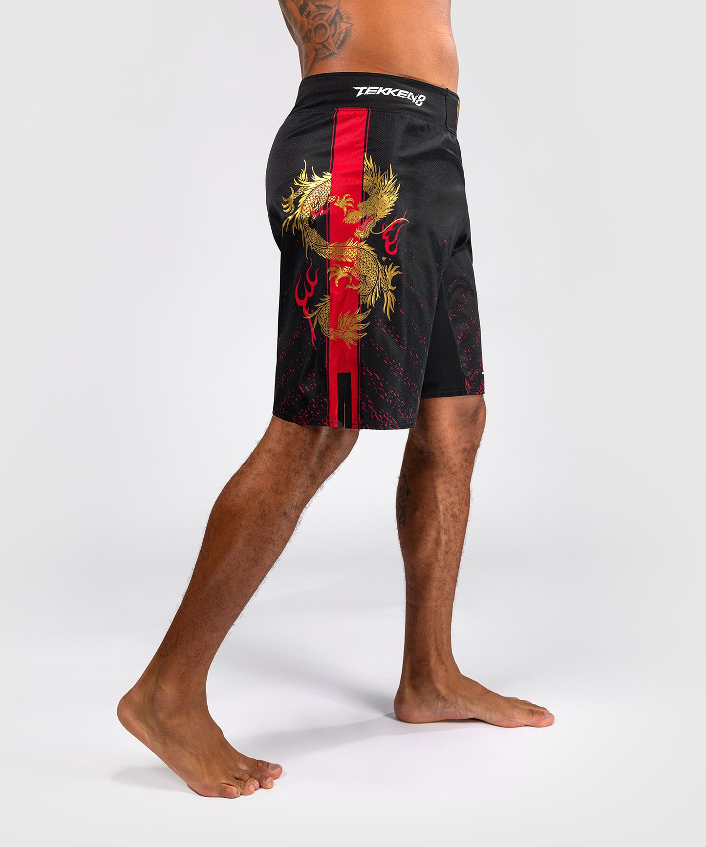 Short de combat Venum x TEKKEN 8 - Marshall Law - Noir/Rouge/Or