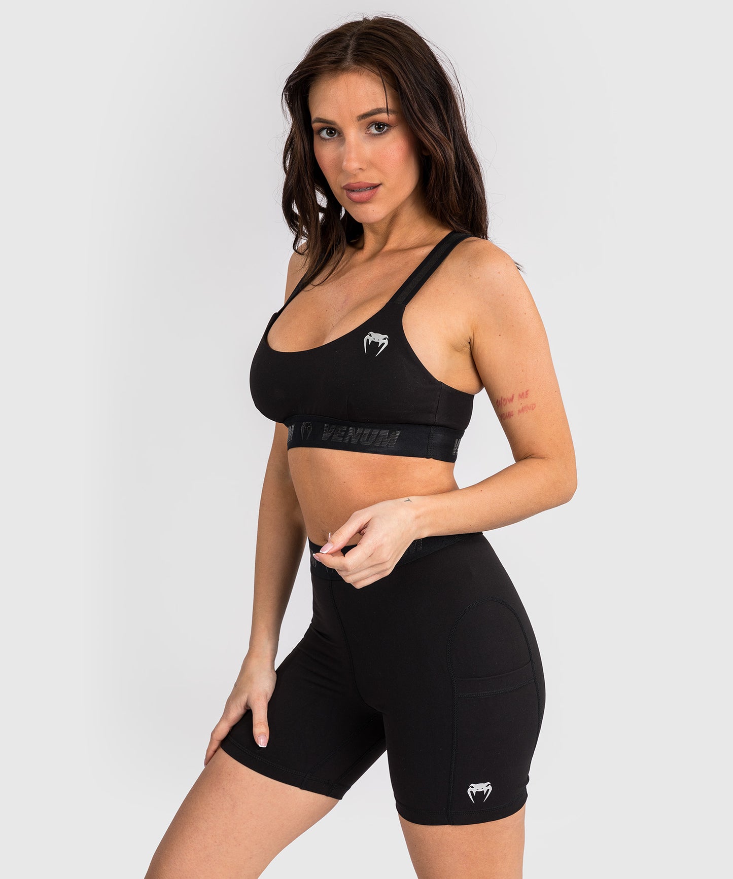 Women's sports bra Venum Elevate - Black