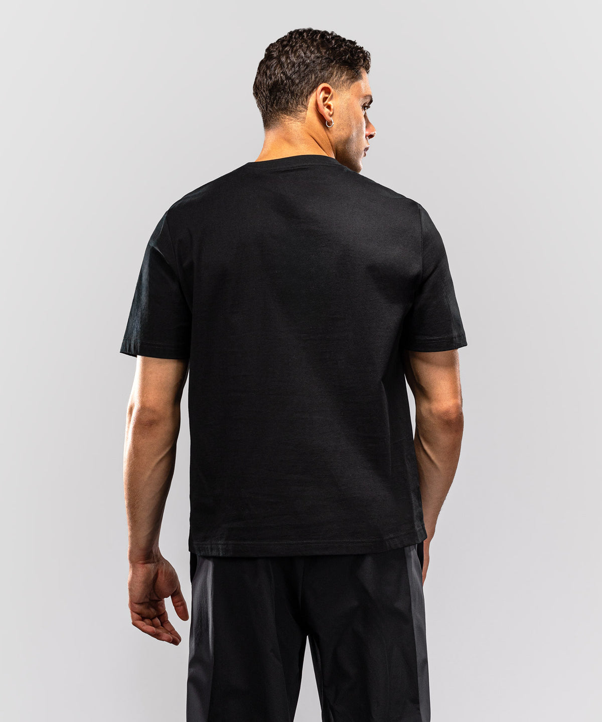 Venum Essential T-shirt in cotone - Nero/Oro