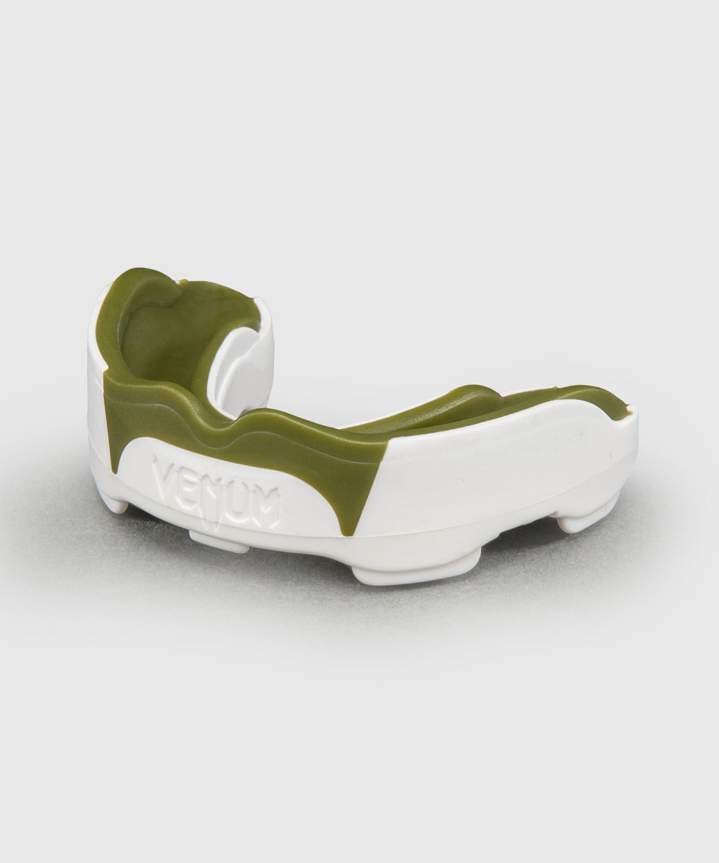 Venum Predator Protector Bucal – Blanco/Caqui