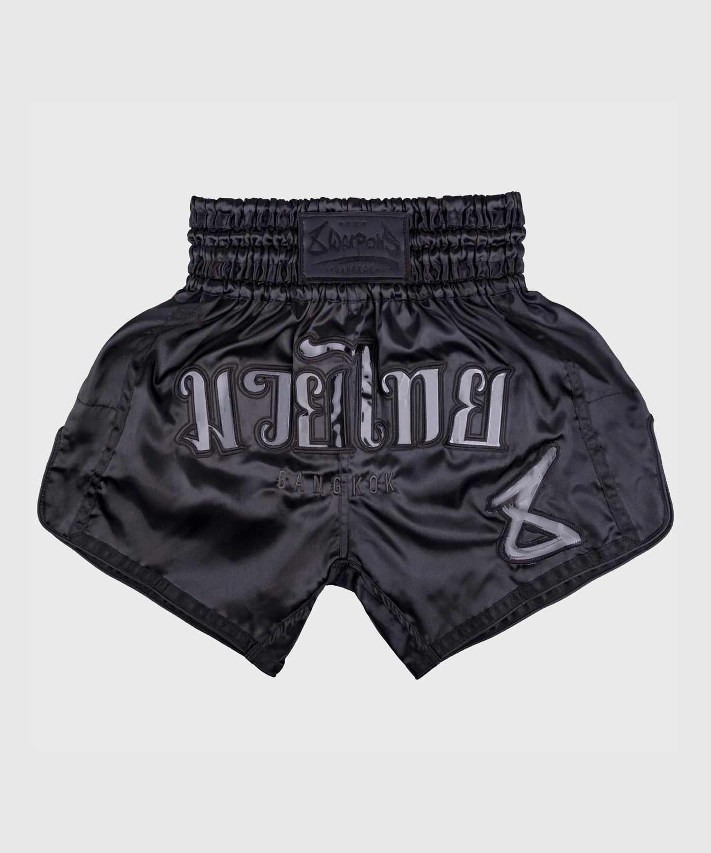 8 Weapons Bangkok Muay Thai Shorts - Schwarz/Schwarz