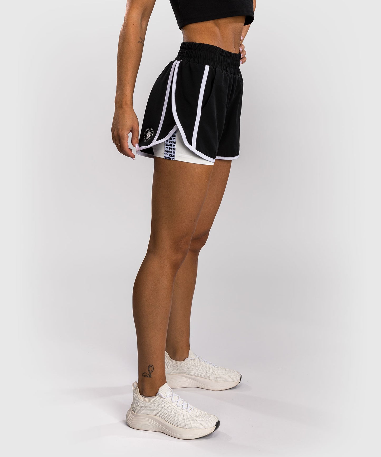 Venum Twilight training shorts - Black/White