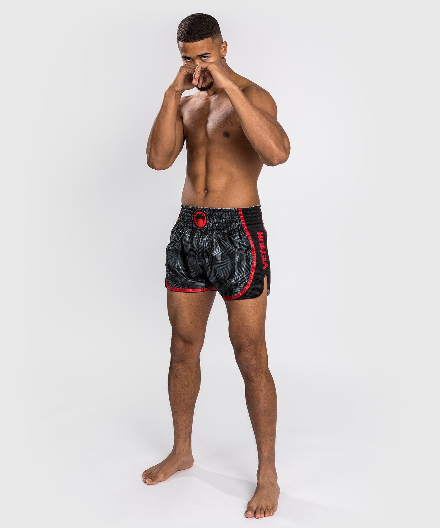 Venum Phantom Muay Thai shorts - Black/Red