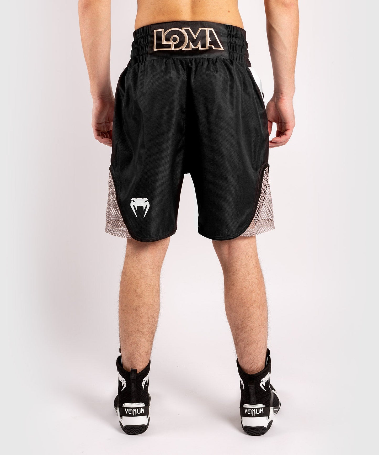 Venum Arrow boxing shorts - Black/White