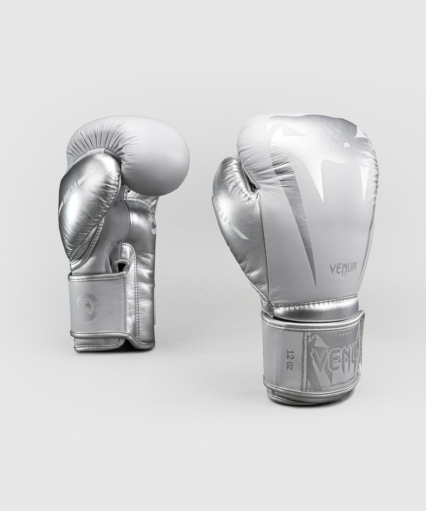 Venum Giant 3.0 Boxing Gloves - Grey/Silver