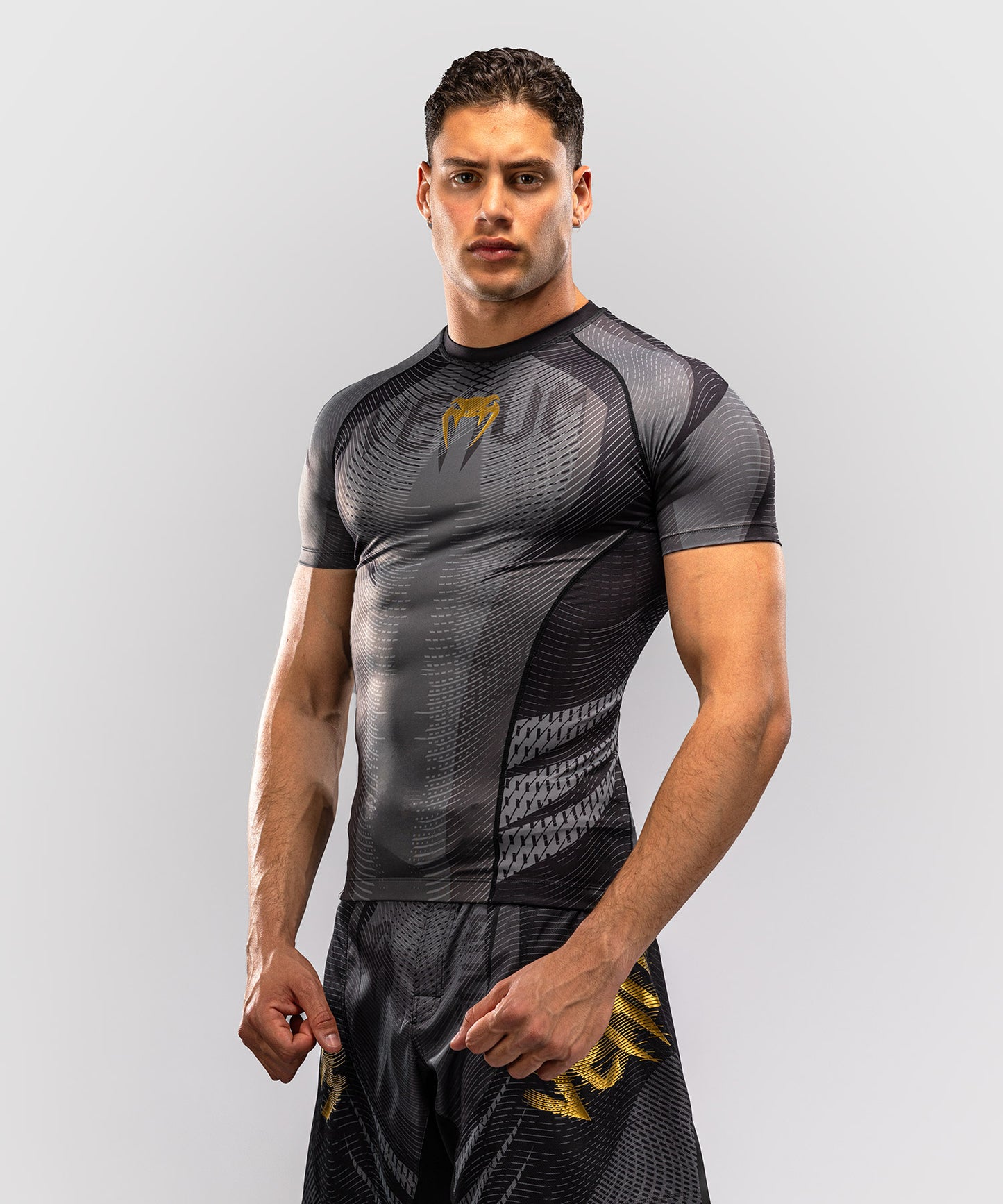 Venum Galactic 3.0 Kurzarm Rashguard - Schwarz/Gold