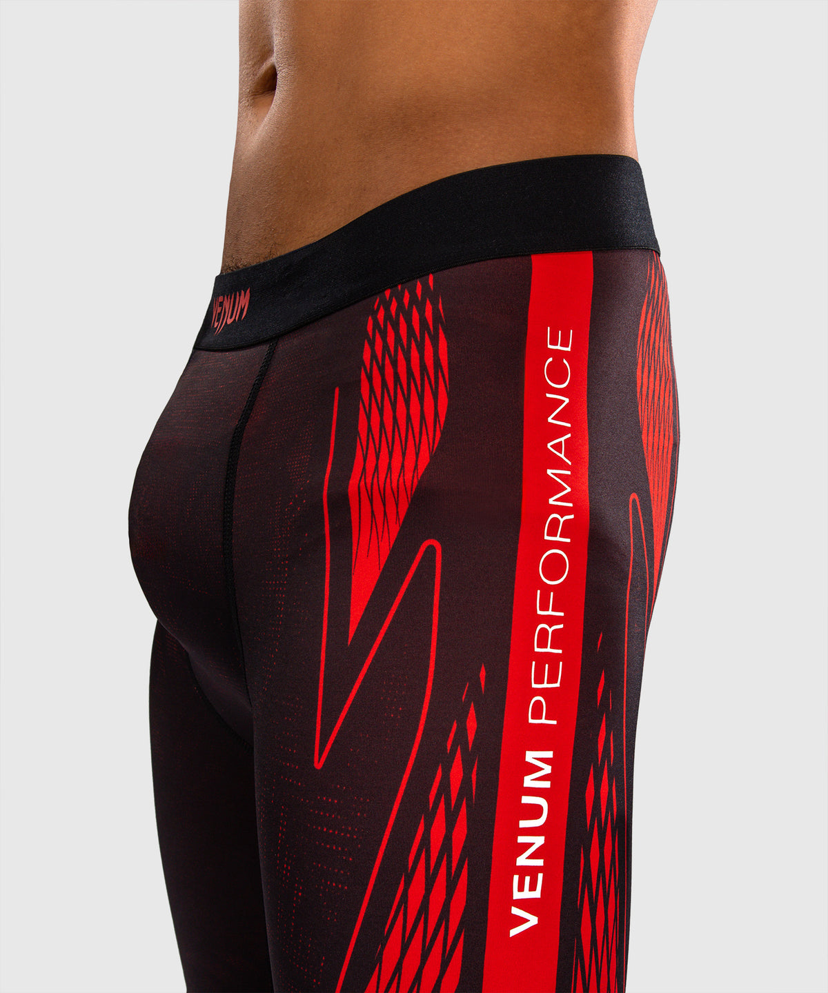 Venum Amazonia Reborn Pantalón corto de compresión - Negro/Rojo