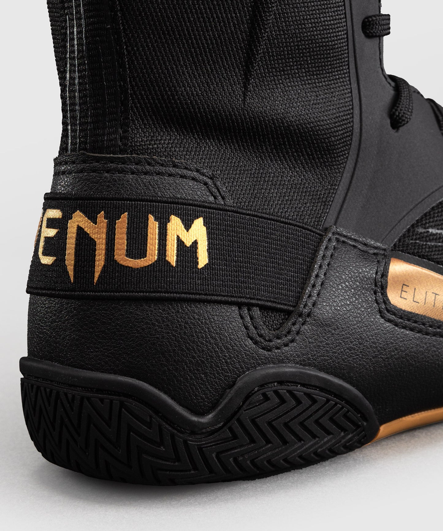 Venum Elite Neo Boxschuhe – Schwarz/Gold