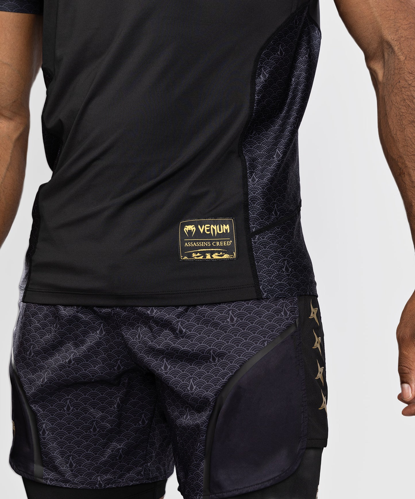 Dry-tech T-shirt Venum x Assassin's Creed Shadows - Black Gold