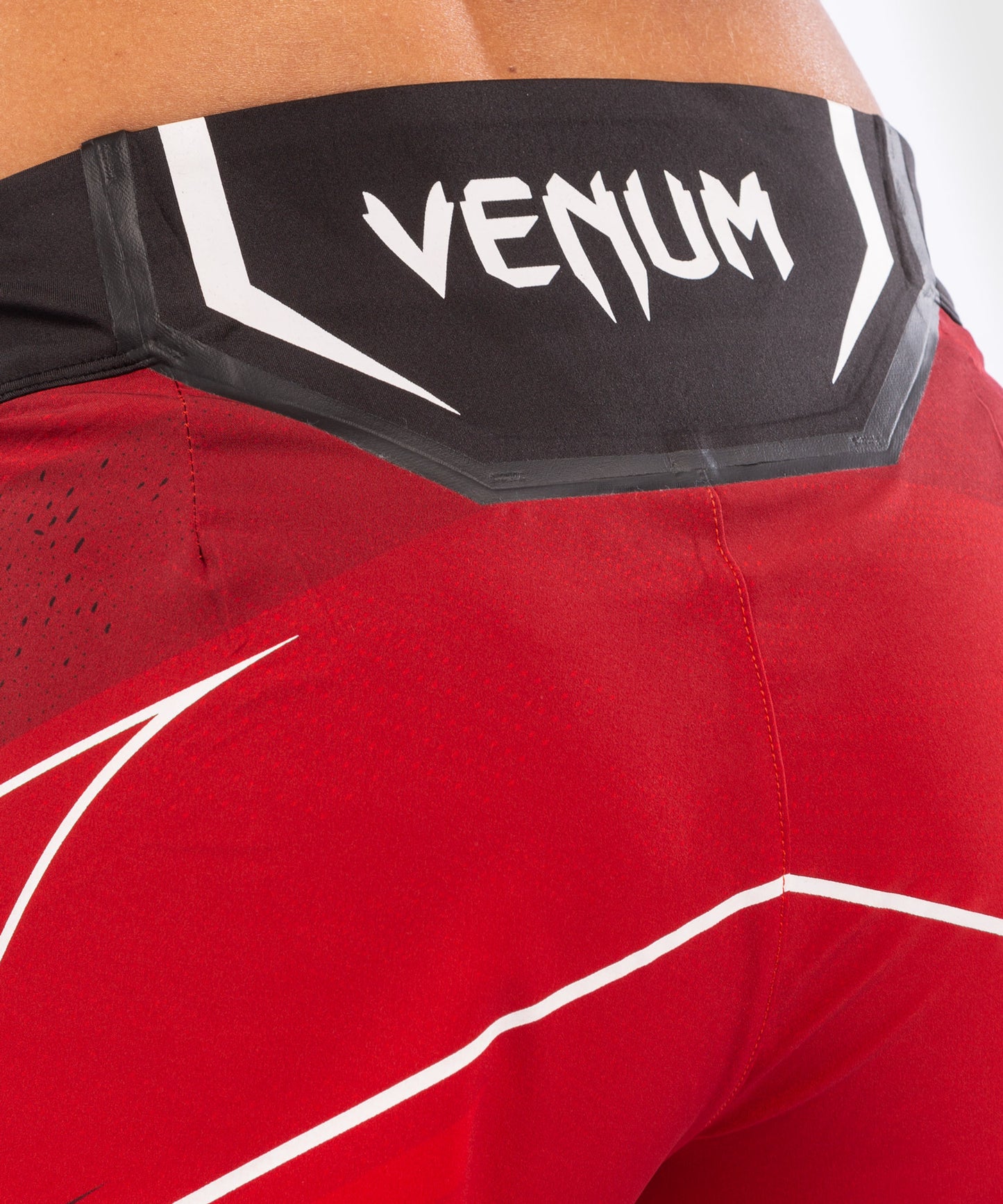 Venum Authentic Fight Night UFC Damen Fightshorts - Kurz geschnitten - Rot