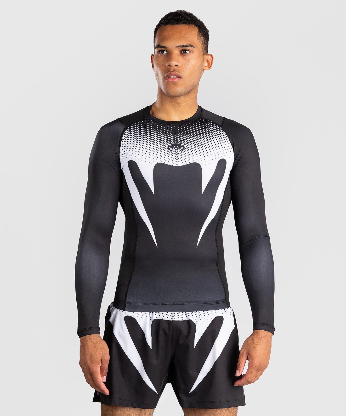 Venum No Gi Rashguards - Negro/Blanco