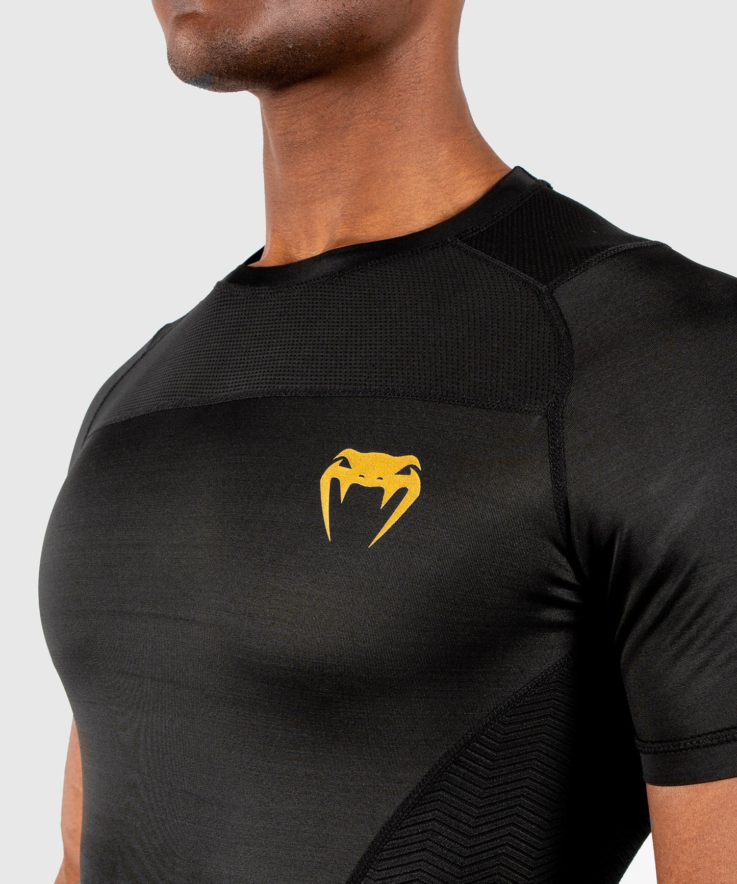 Venum G-Fit Rashguard - Short Sleeve