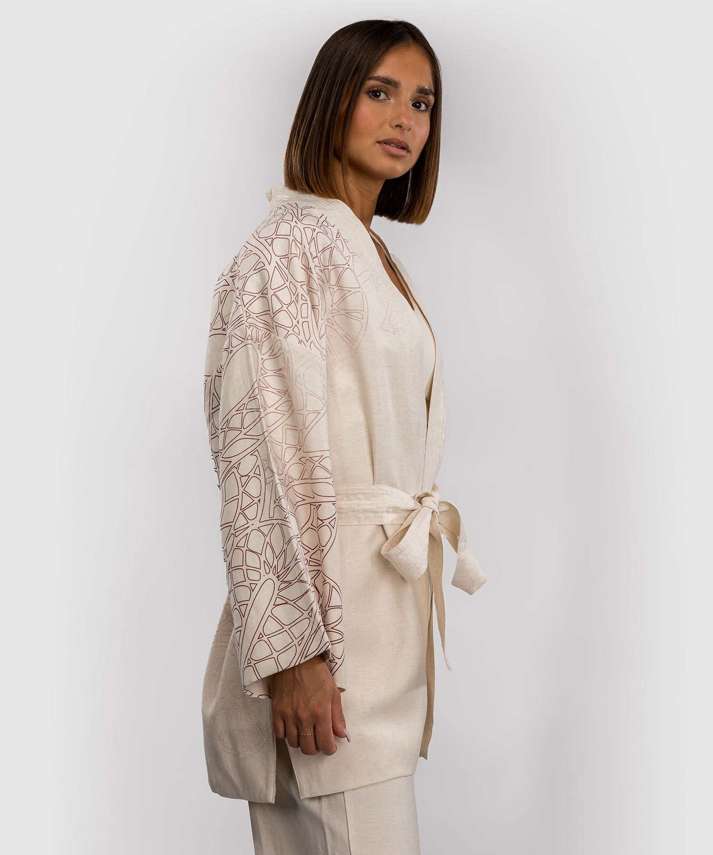 Venum Serpenti Women’s Jacket - Ivory/Burgundy