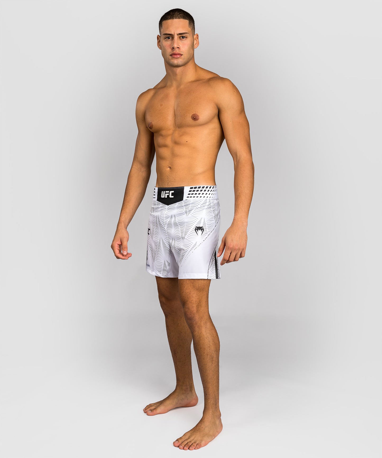 UFC Zenith by Venum Authentic Fight Night Kurze Passform Fight Short Herren - Weiß