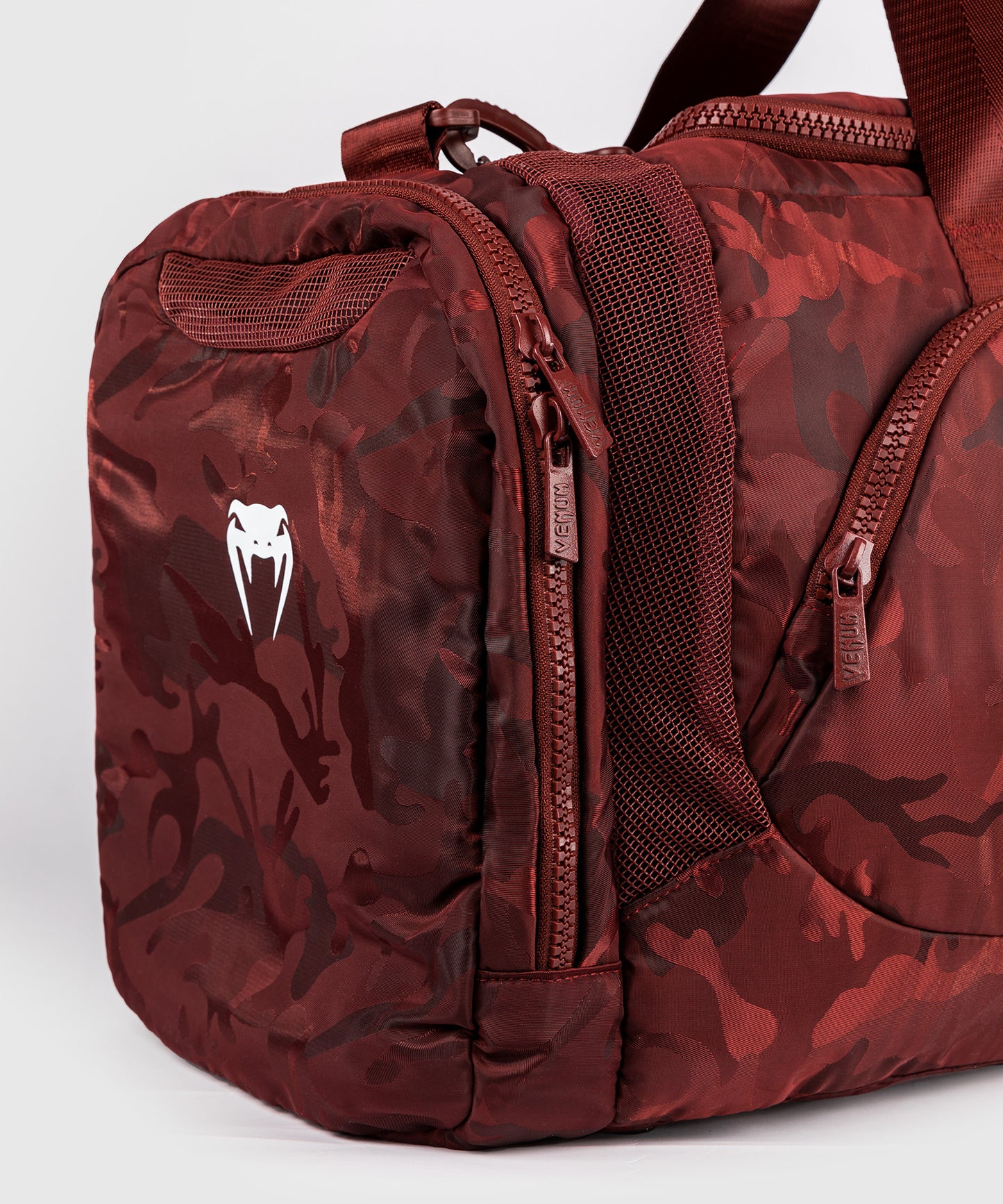 Venum Trainer Lite Sporttasche (48L) – Camouflage/Burgunder