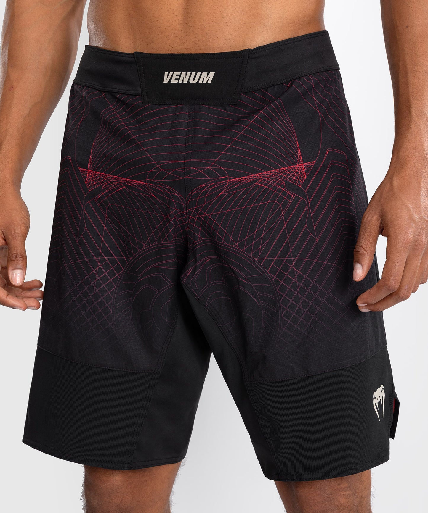 Short de Combat Venum G-Fit Air pour Hommes - Noir Profond/Rouge Feu