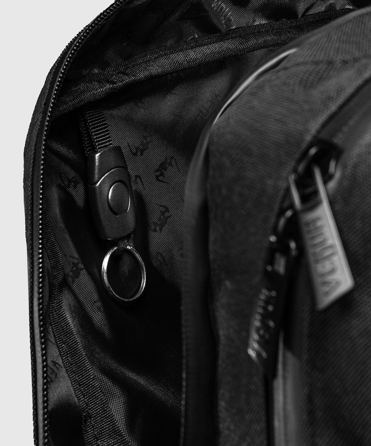 Venum Amazonia Reborn Zaino (15-25 L) - Nero/Grigio