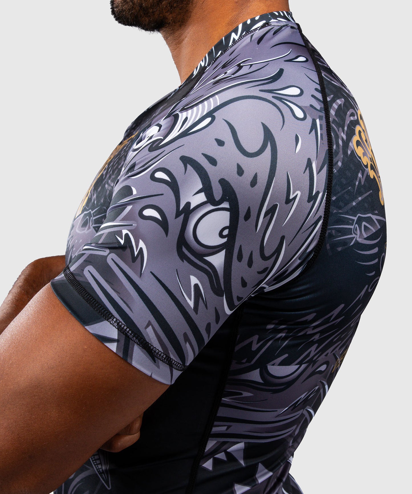 Venum Wolf Atak Short Sleeve Rashguard - Black/Grey