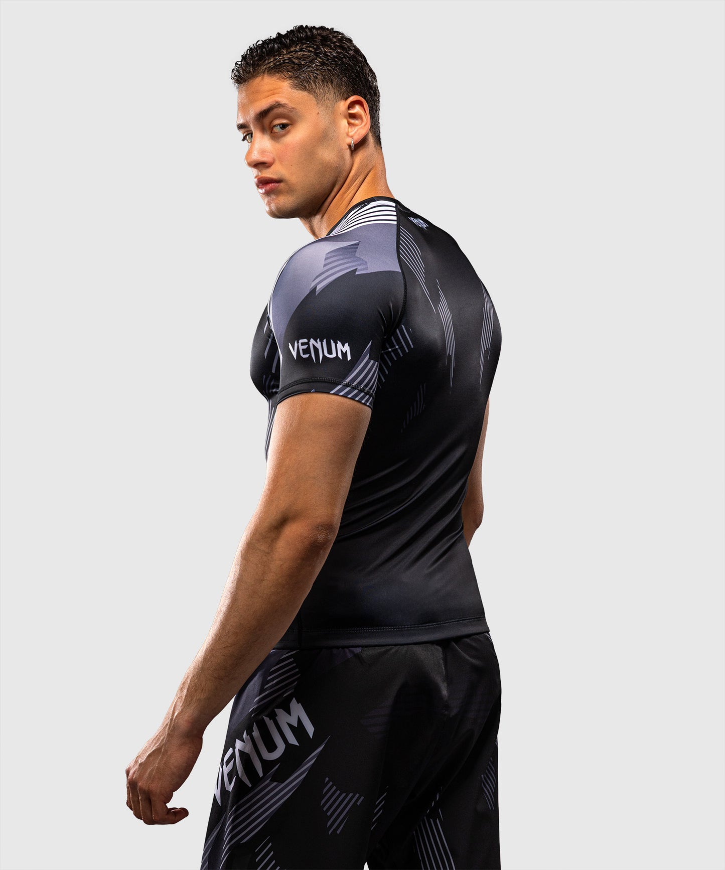 Rashguard à Manches Courtes Venum No-Gi 6.0 - Noir/Blanc