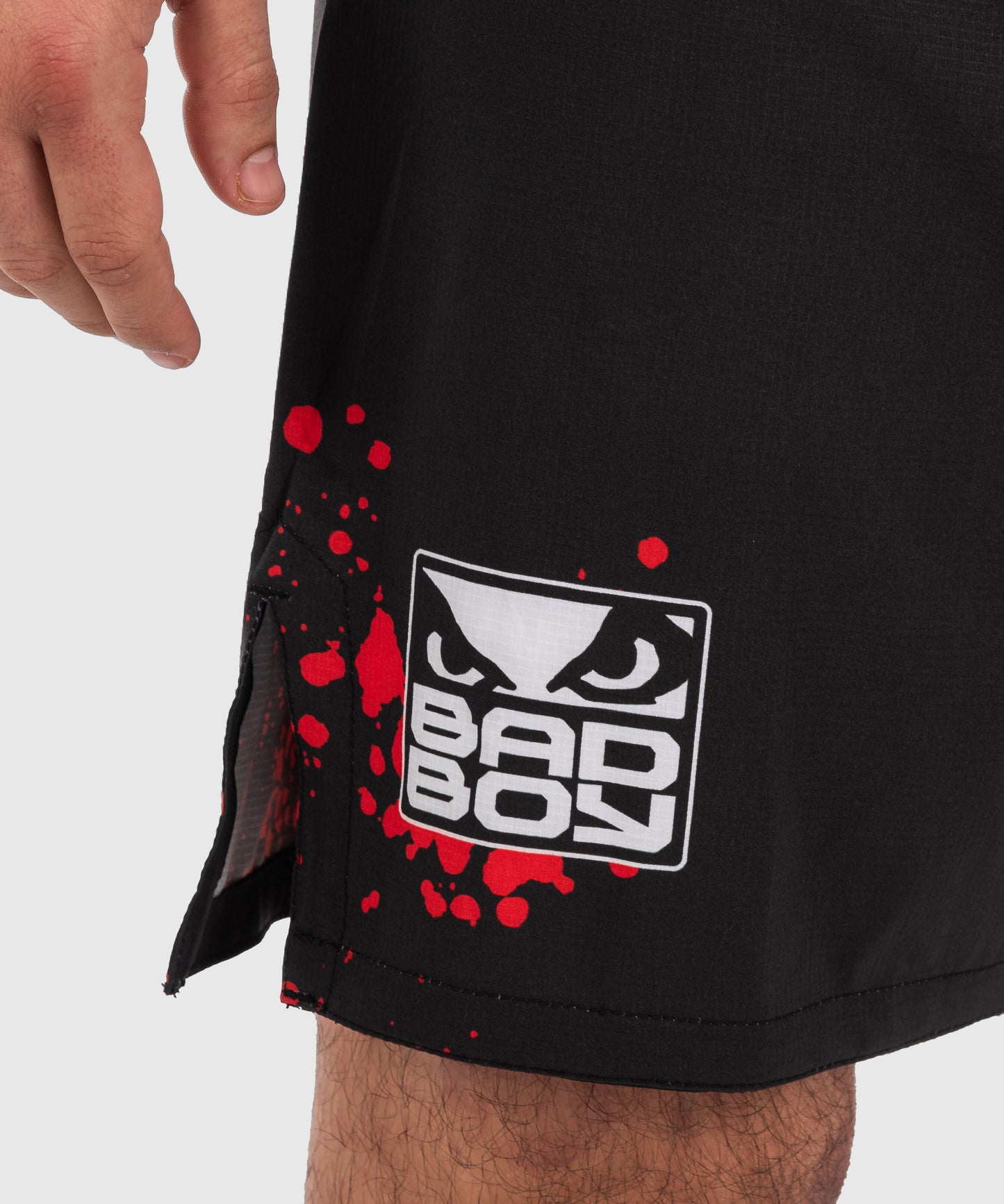 Short de MMA Bad Boy Splatter - Noir/Rouge