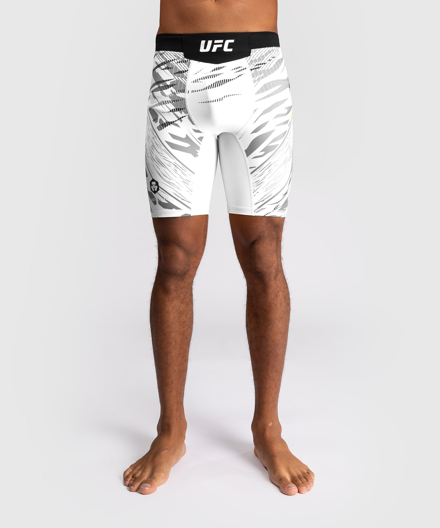 Shorts Vale Tudo pour Hommes UFC Fusion by Venum Authentic Fight Night - Blanc