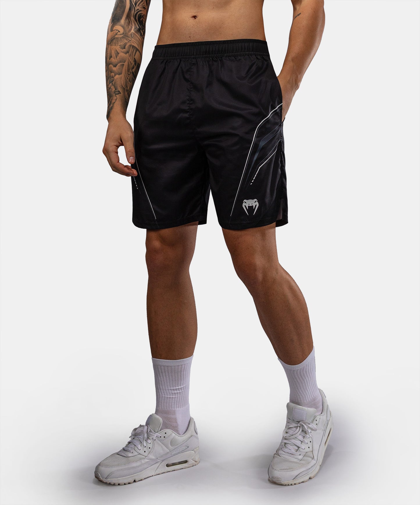 Pantaloncini da Allenamento Venum Streamline – Nero/Bianco