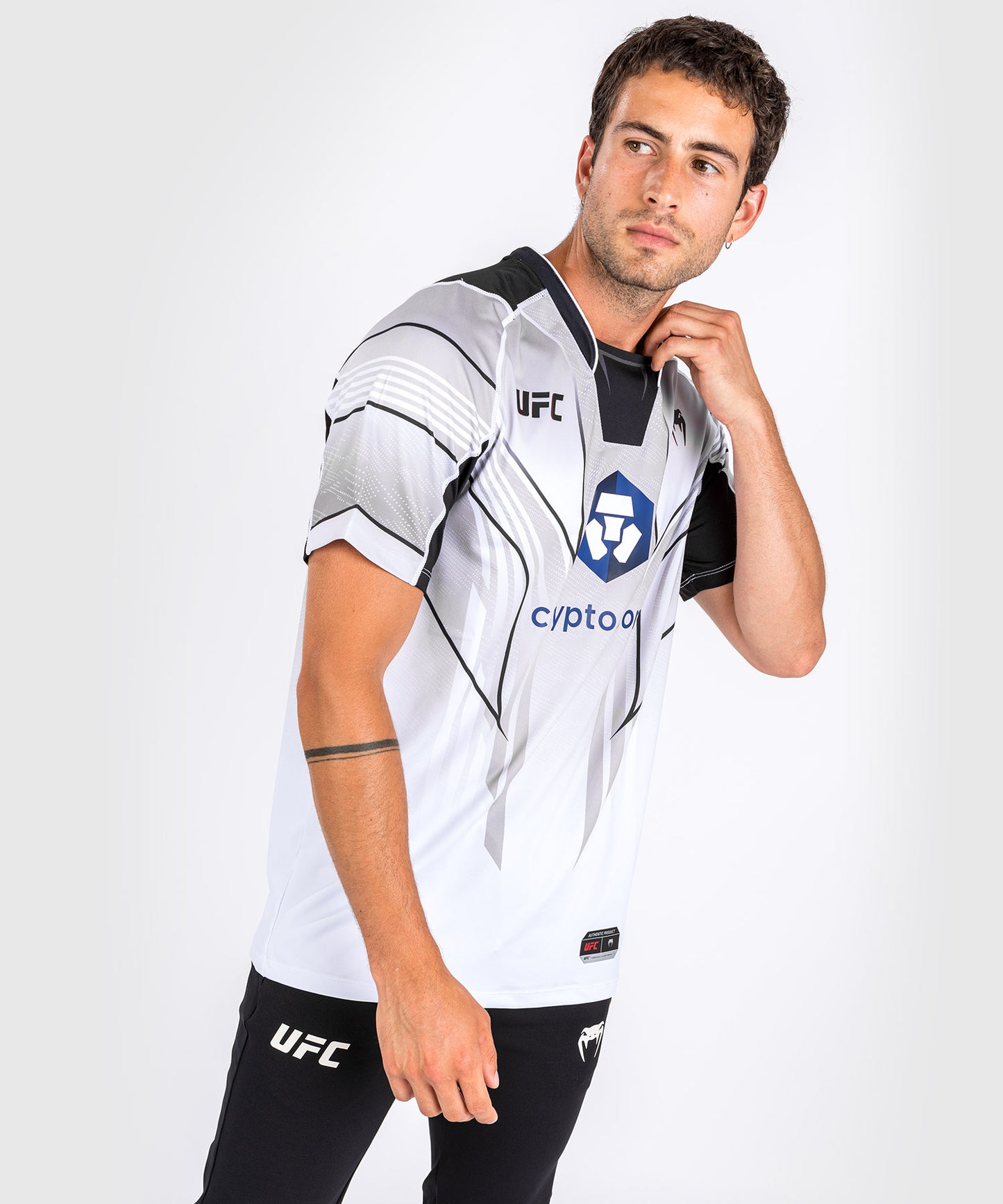T-Shirt Technique Homme UFC Venum Authentic Fight Night 2.0 - Blanc