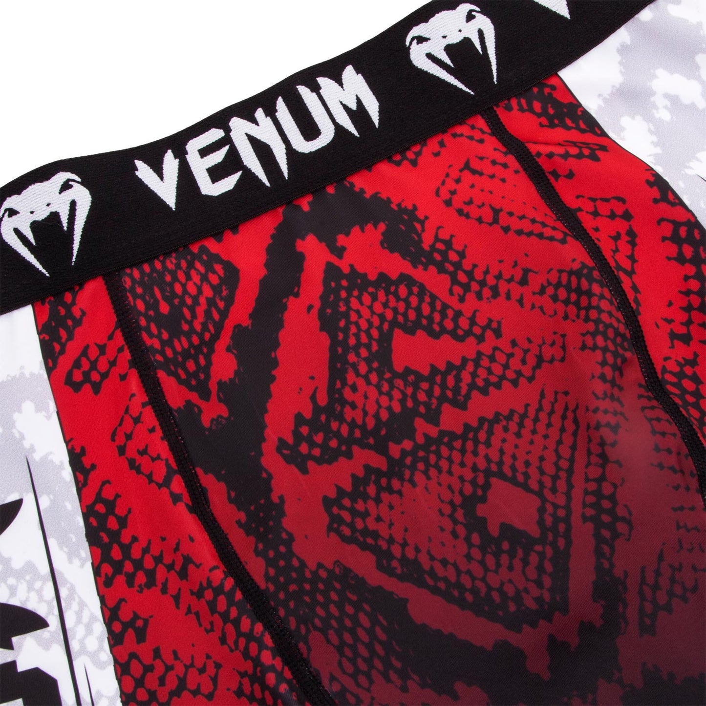Venum Amazonia 5 Vale Tudo Shorts - Amazonia Red