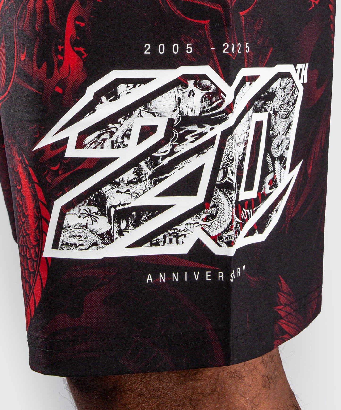 Venum 20th Anniversary Short de Entrenamiento - Negro/Rojo