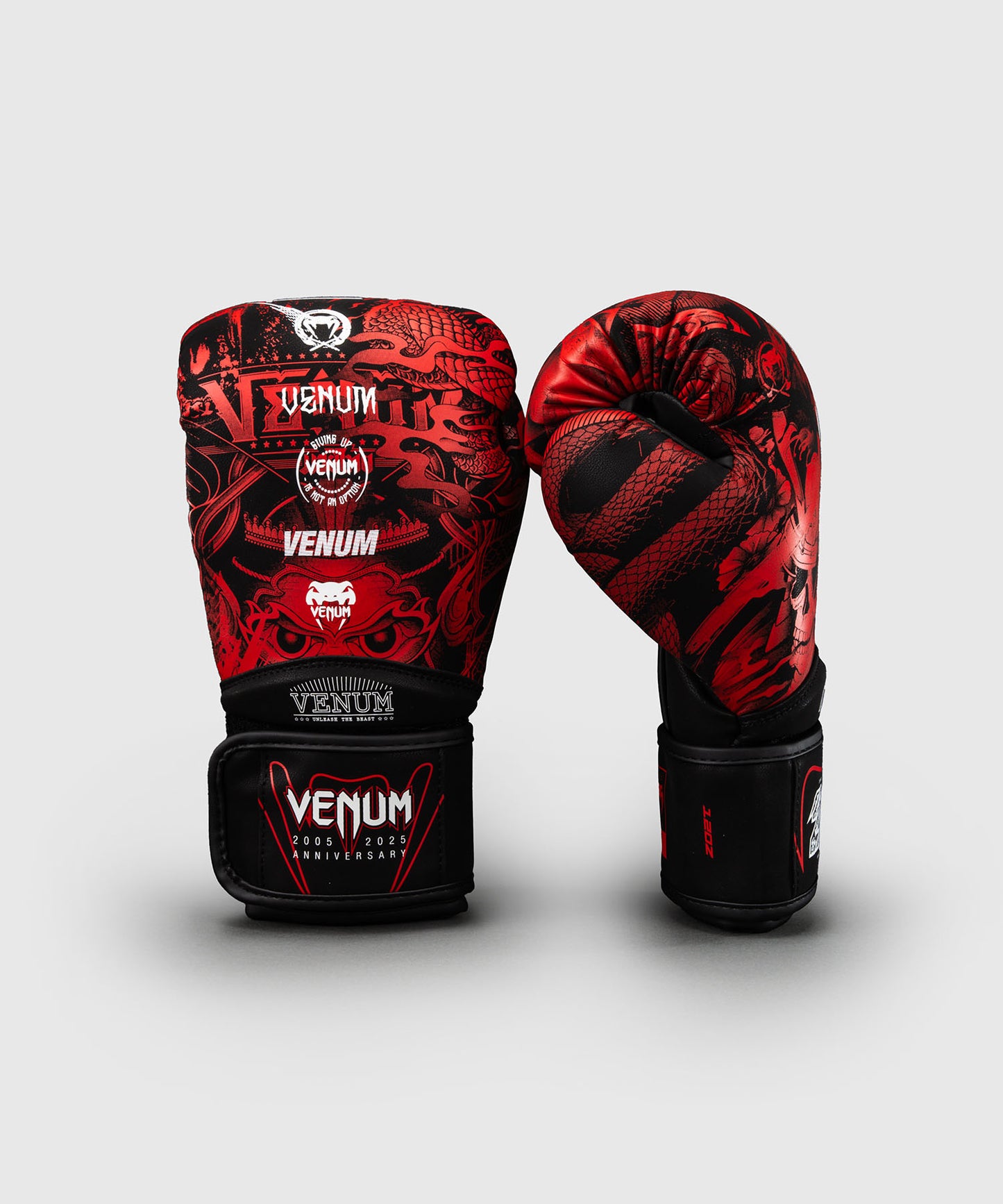 Venum 20th Anniversary Boxing Gloves - Black/Red