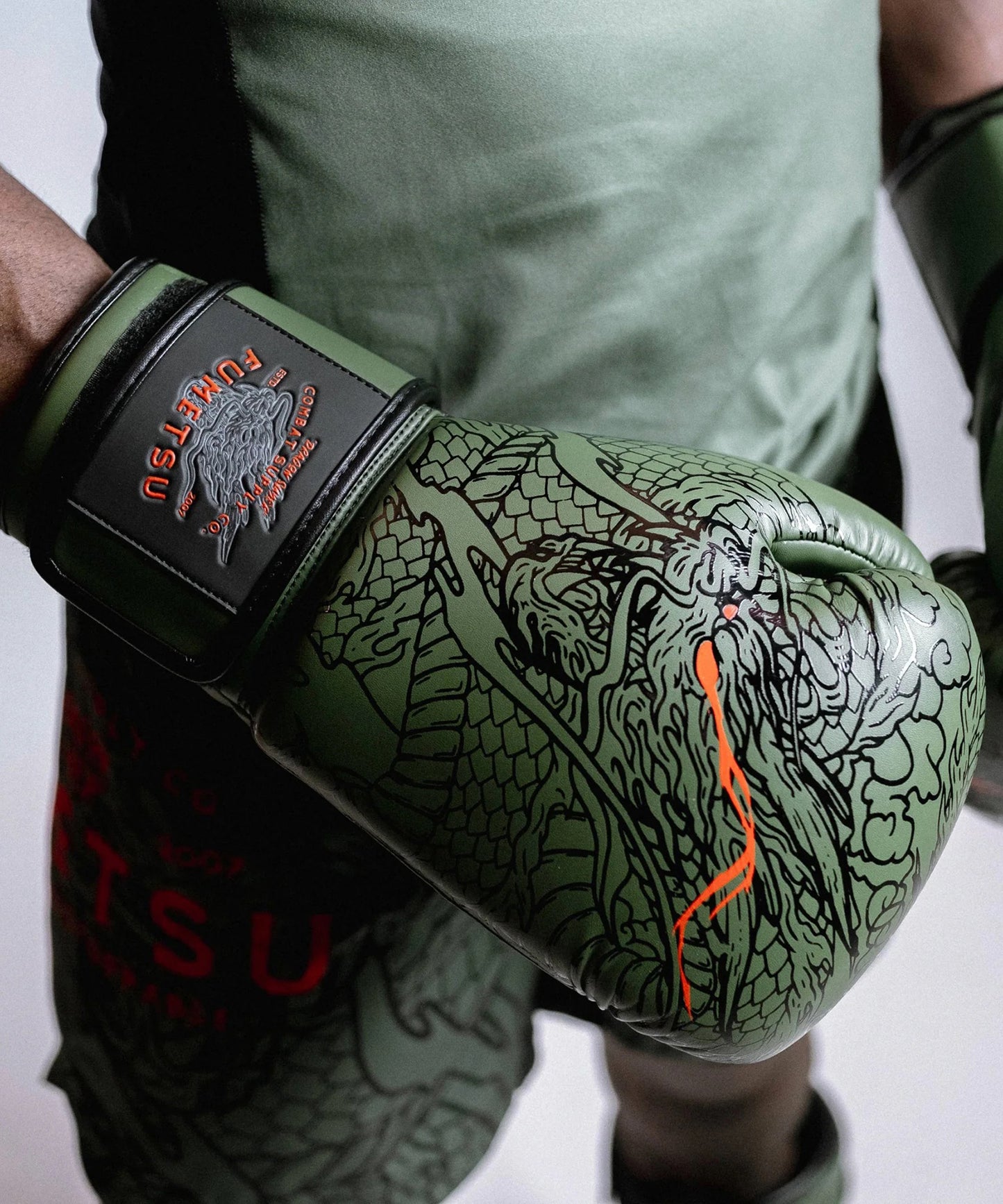 Fumetsu Dragon Slayer Boxing Gloves - Khaki/Orange