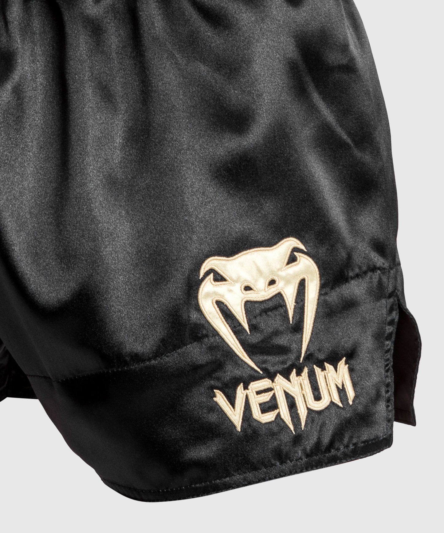 Venum Classic Short Muay Thaï Rouge/Noir/Or