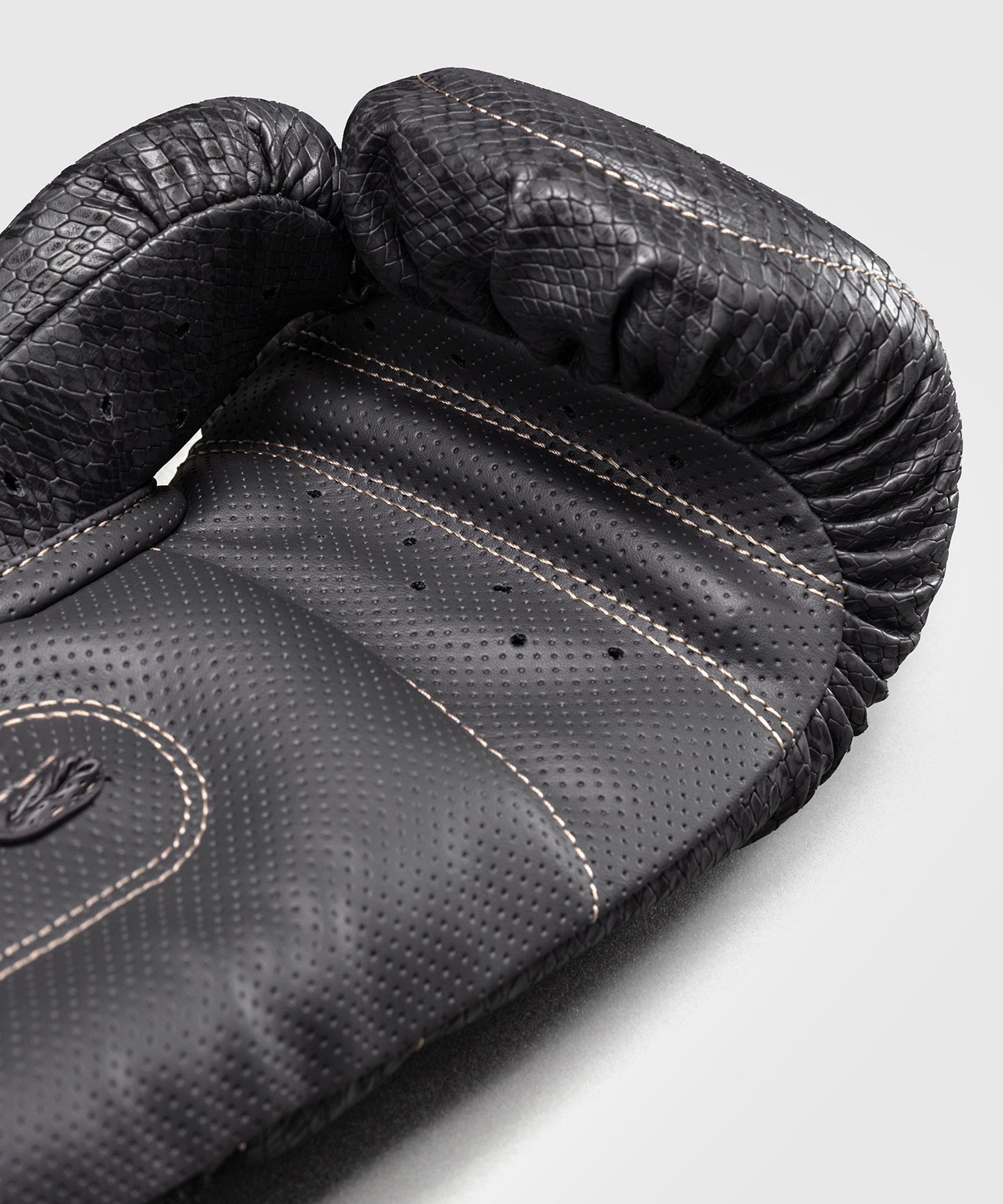 Gants de Boxe Venum Impact Evo Scales – Gris Foncé
