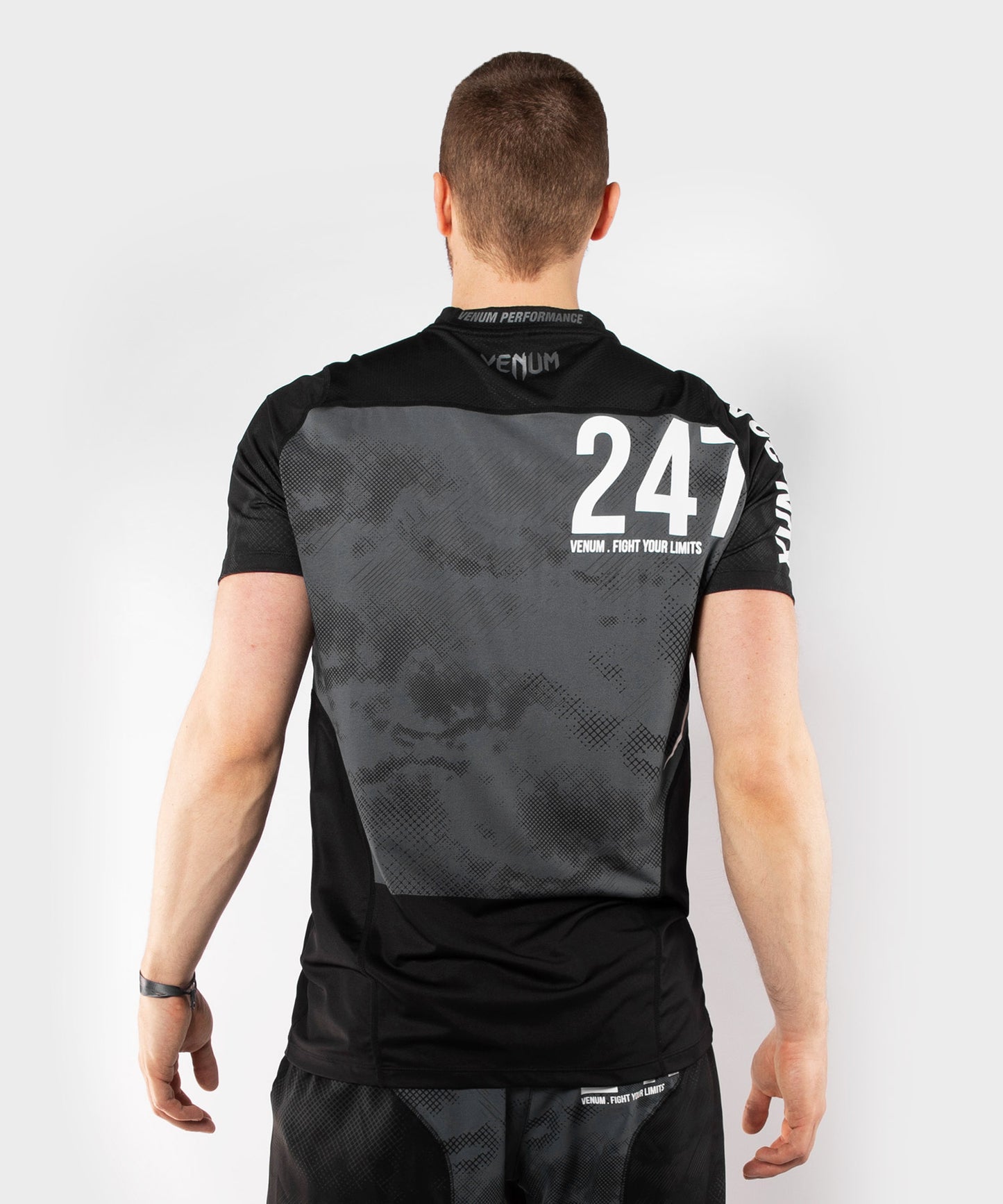 Camiseta Venum Sky247 Dry Tech - Negro/Gris
